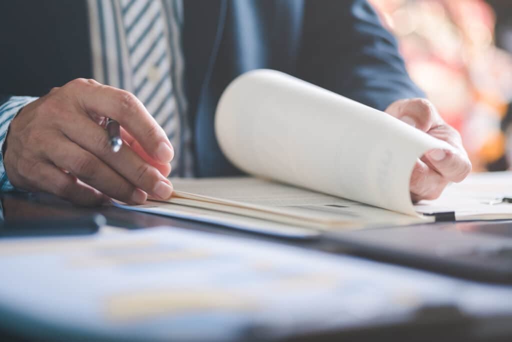 IT compliance, cloud services 